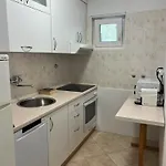 شقة Hosta